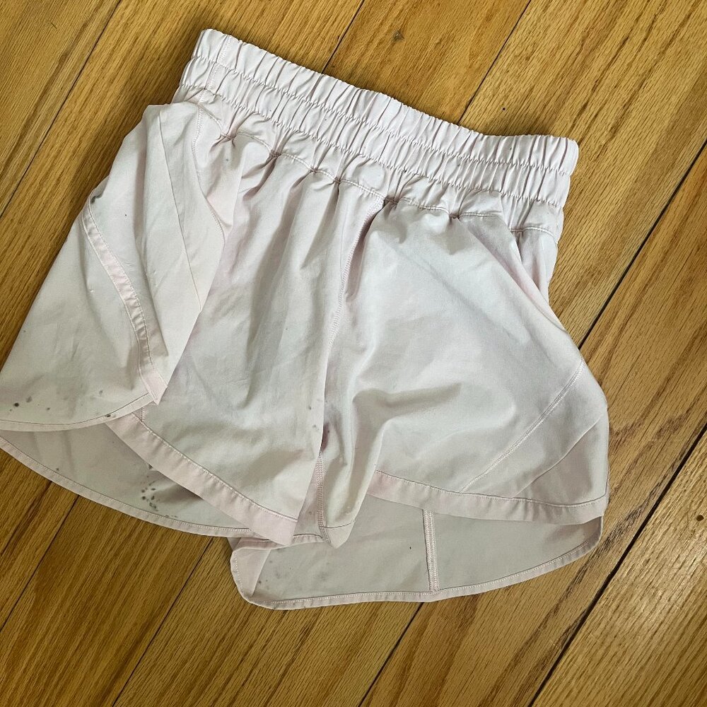 Lululemon hottie hot shorts low rise 4in